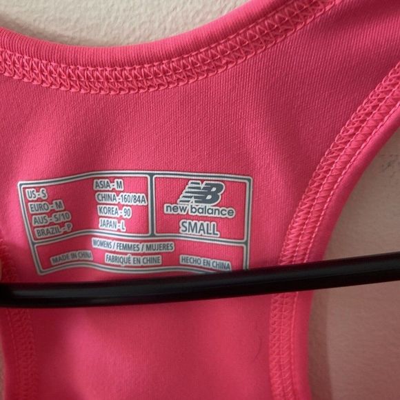 New Balance Women's Small Pink Fitness  Athletic Tank Racer Back Built-in Bra - Picture 2 of 8